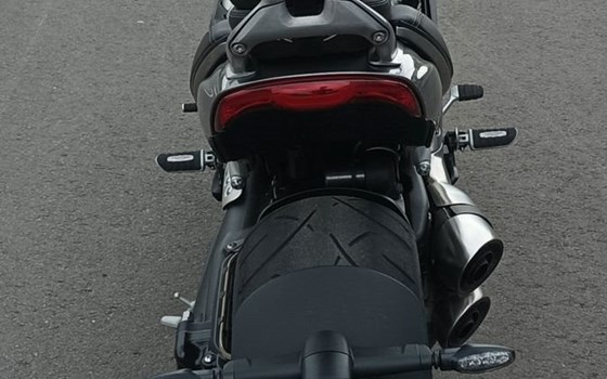 Gebrauchtmotorrad Triumph Rocket 3 GT - Bild 5