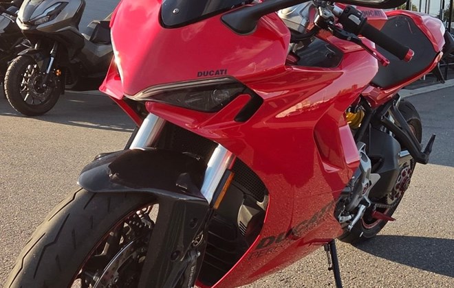 Ducati SuperSport 950