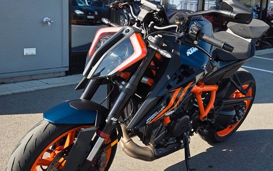 Gebrauchtmotorrad KTM 1290 Super Duke R - Bild 1