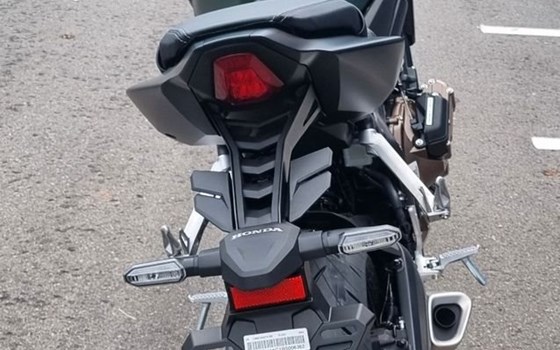 Neufahrzeug Honda CB650R E-Clutch - Bild 7