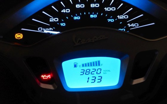 Gebrauchtmotorrad Vespa Primavera 125 S - Bild 7