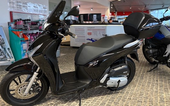 Gebrauchtmotorrad Honda SH125i - Bild 10