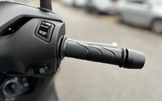 Gebrauchtmotorrad Honda SH125i - Bild 9