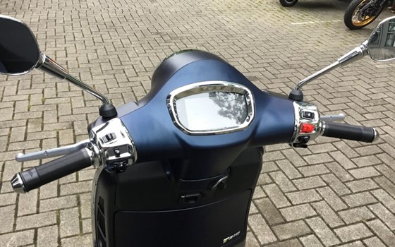 Neufahrzeug Vespa GTS 310 SuperTech - Bild 14