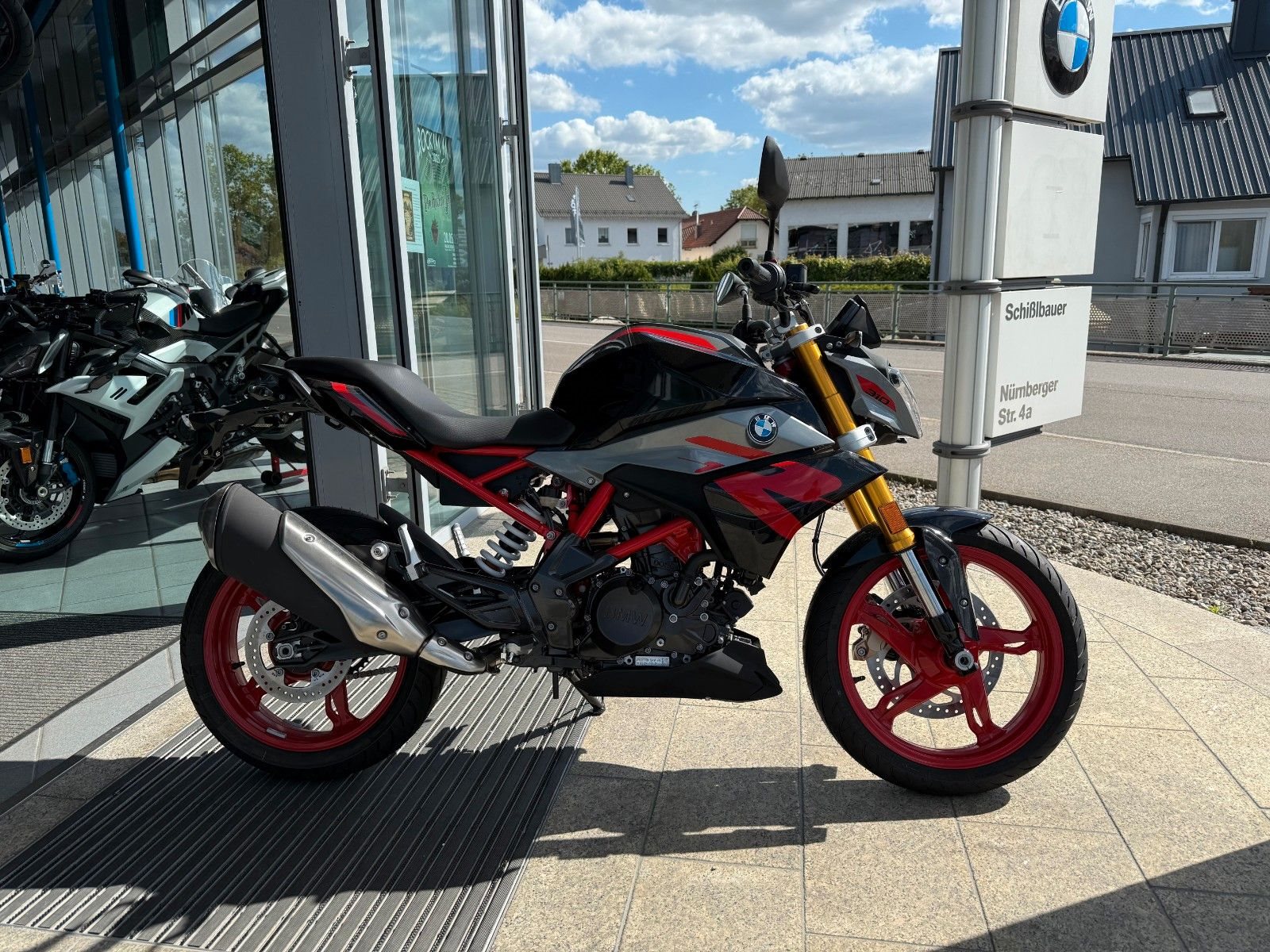 BMW G 310 R