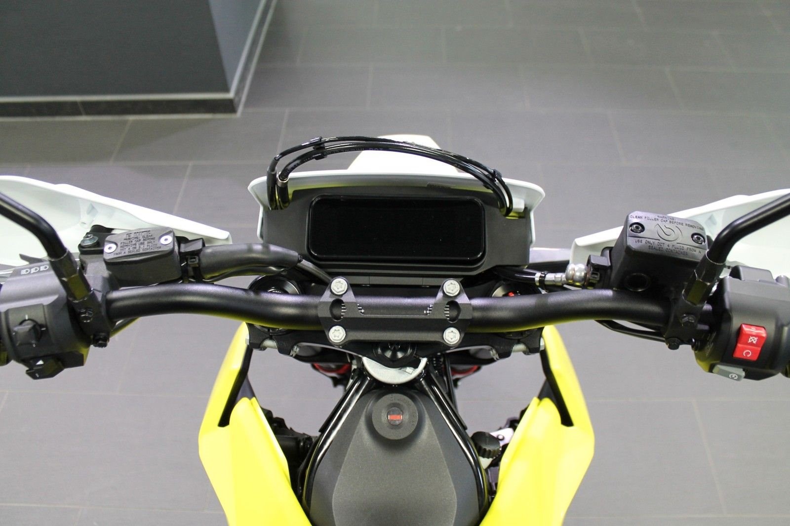 Husqvarna 701 Supermoto