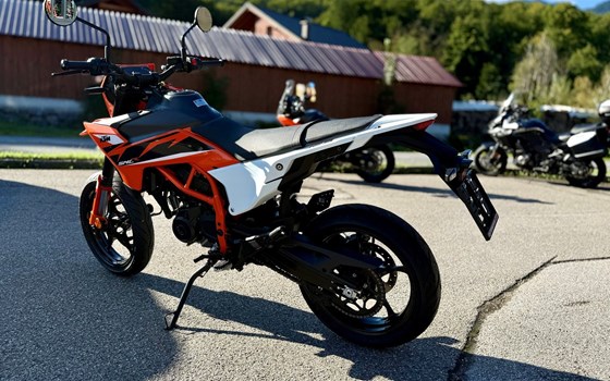 Neufahrzeug KTM 125 SMC R - Bild 3