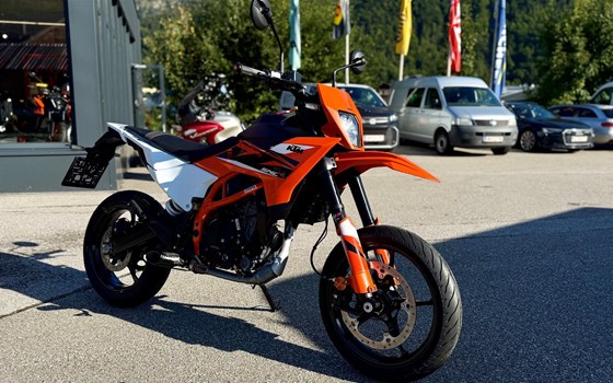 Neufahrzeug KTM 125 SMC R - Bild 5