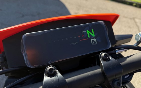 Neufahrzeug KTM 125 SMC R - Bild 6