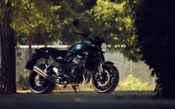 Neufahrzeug Kawasaki Z900 RS Black Ball Edition - Bild 8