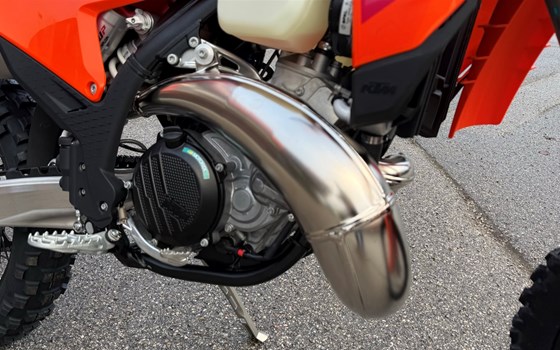 Neufahrzeug KTM 300 EXC 2026 - Bild 4