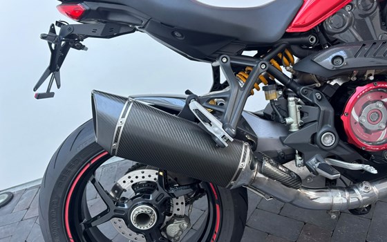 Gebrauchtmotorrad Ducati Monster 1200 S - Bild 2