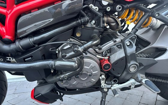 Gebrauchtmotorrad Ducati Monster 1200 S - Bild 8