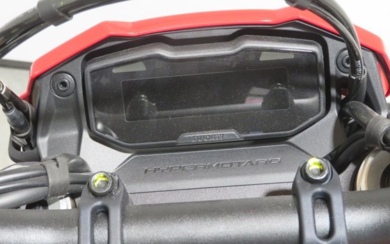 Gebrauchtmotorrad Ducati Hypermotard 698 Mono RVE - Bild 2