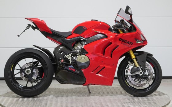 Gebrauchtmotorrad Ducati Panigale V4 S - Bild 8