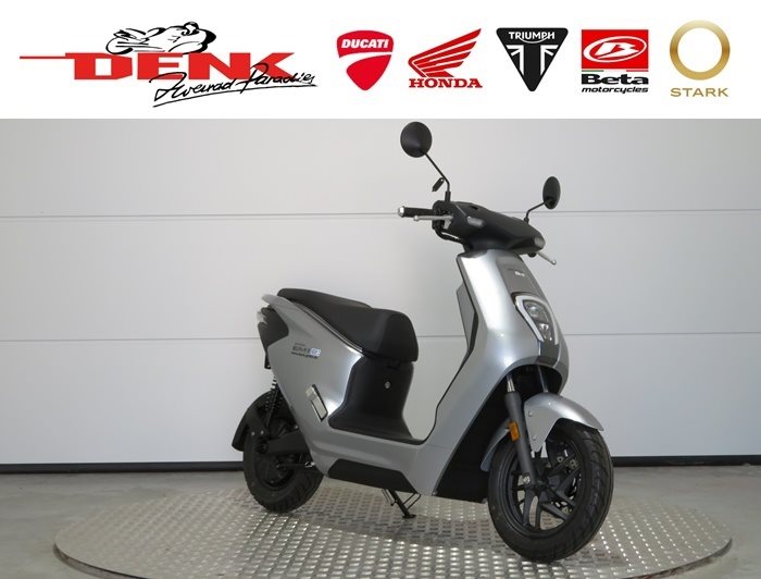 Honda EM1 e