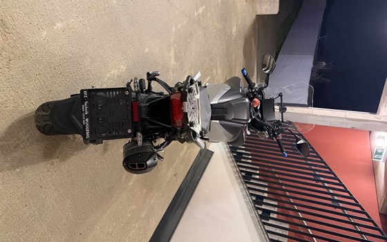 Gebrauchtmotorrad QJ Motor SRT 700 SX - Bild 4