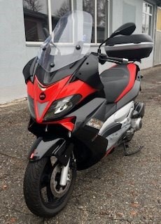 Gebrauchtmotorrad Aprilia SR-Max 300ie - Bild 2