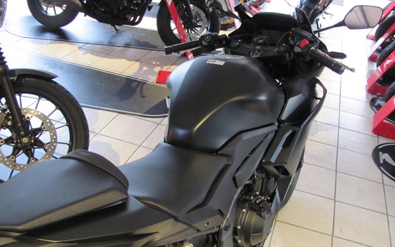 Neufahrzeug Honda CB500 Hornet - Bild 10