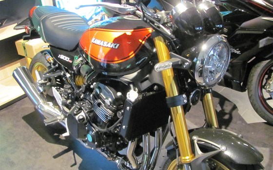 Neufahrzeug Kawasaki Z900 RS SE - Bild 1
