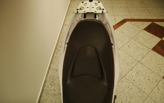 Gebrauchtmotorrad Suzuki Burgman 400 - Bild 14