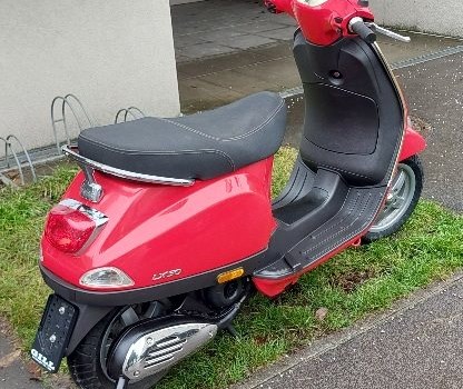 Gebrauchtmotorrad Vespa LX 50 2T - Bild 4