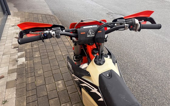 Gebrauchtmotorrad KTM 300 EXC HARDENDURO - Bild 6