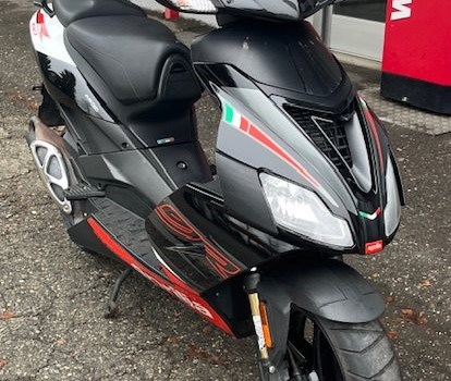Gebrauchtmotorrad Aprilia SR 50 Factory i.e. - Bild 2