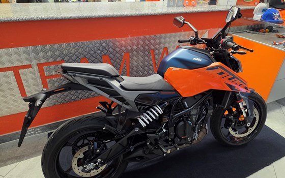 Gebrauchtmotorrad KTM 125 Duke - Bild 3
