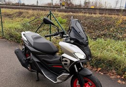 Gebrauchte Aprilia SR GT Sport 200
