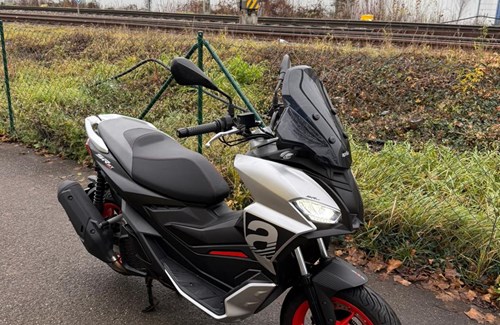 Gebrauchtmotorrad Aprilia SR GT Sport 200