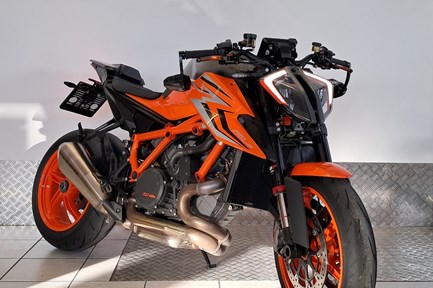 KTM 1290 Super Duke R
