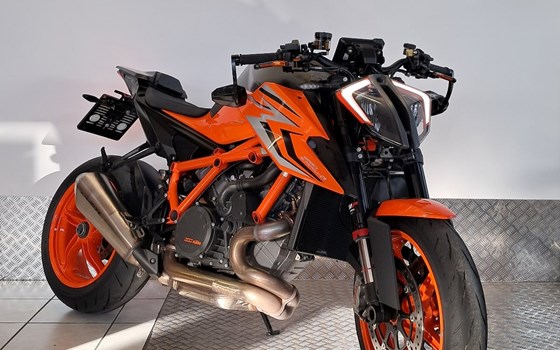Gebrauchtmotorrad KTM 1290 Super Duke R - Bild 1