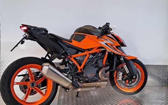 Gebrauchtmotorrad KTM 1290 Super Duke R - Bild 3
