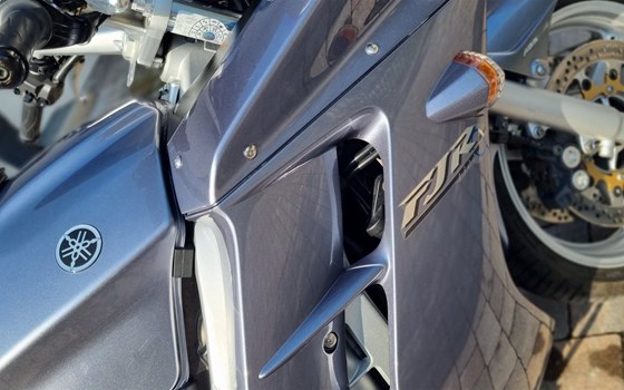 Gebrauchtmotorrad Yamaha FJR1300A - Bild 4