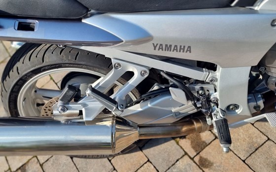 Gebrauchtmotorrad Yamaha FJR1300A - Bild 6
