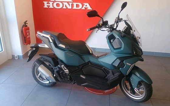 Gebrauchtmotorrad Sym ADX 125 - Bild 3