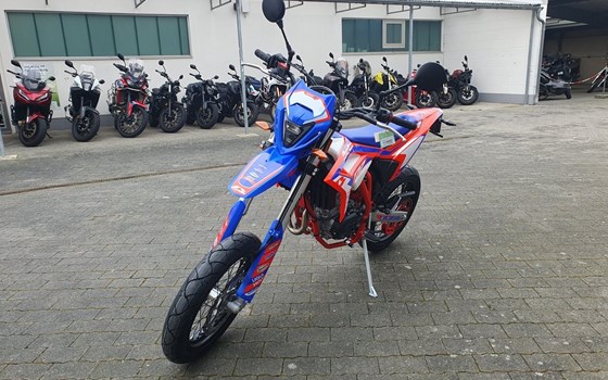 Neufahrzeug Beta RR 125 4T SM - Bild 18