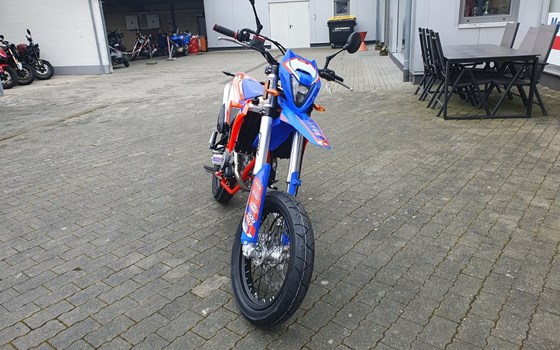 Neufahrzeug Beta RR 125 4T SM - Bild 4