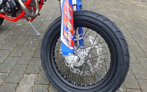 Neufahrzeug Beta RR 125 4T SM - Bild 6