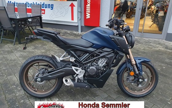 Gebrauchtmotorrad Honda CB125R - Bild 1