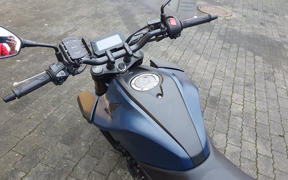Gebrauchtmotorrad Honda CB125R - Bild 15
