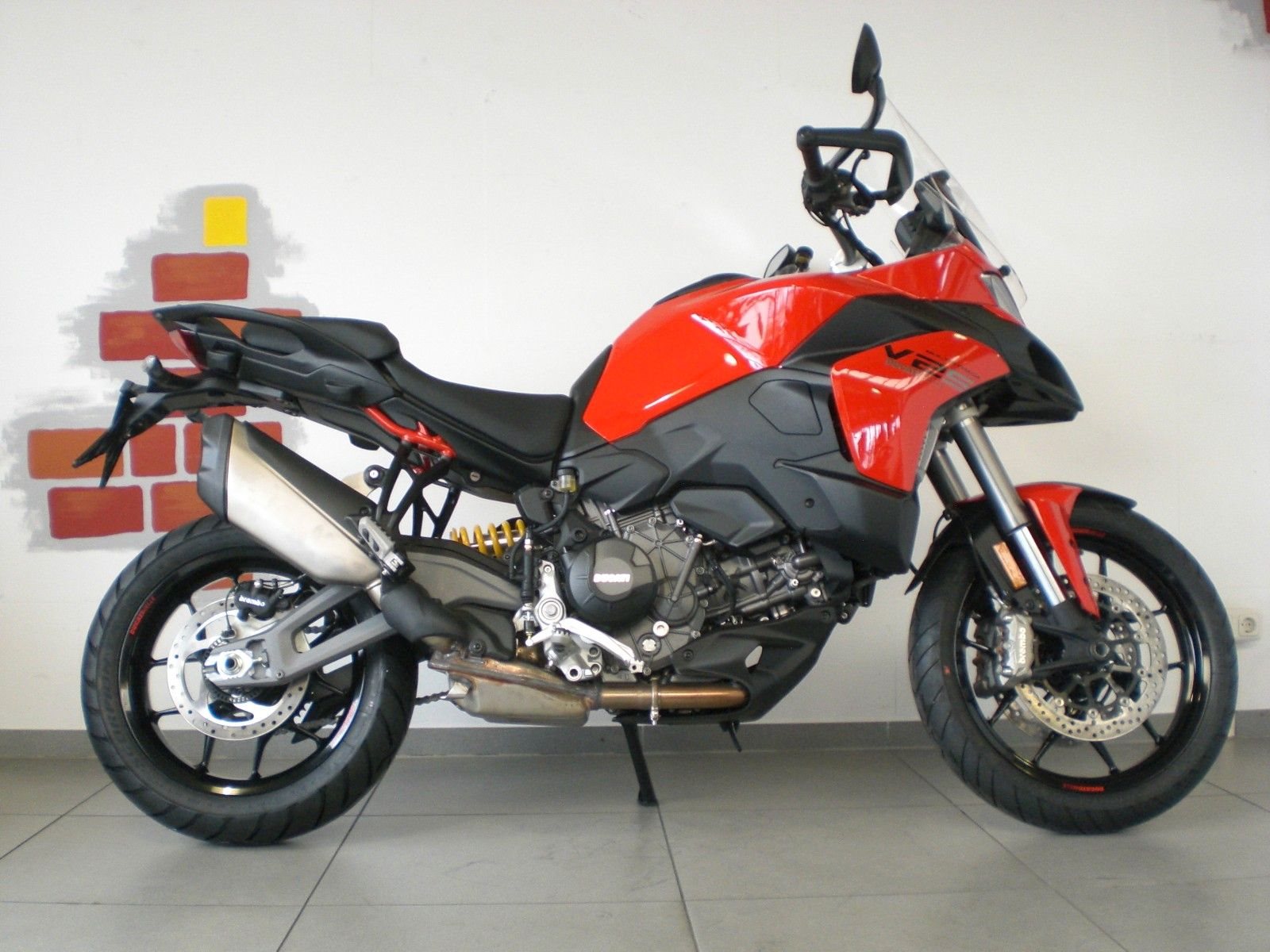 Ducati Multistrada V2 S