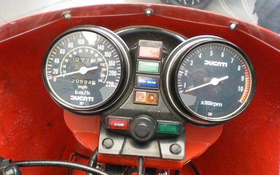 Gebrauchtmotorrad Ducati 900 MHR - Bild 5