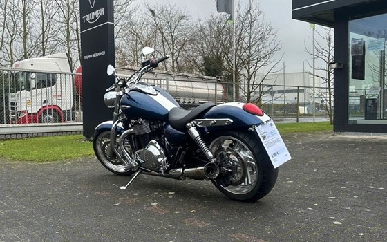 Gebrauchtmotorrad Triumph Thunderbird - Bild 3