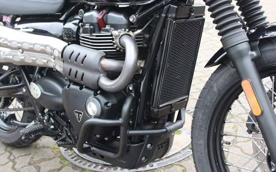 Gebrauchtmotorrad Triumph Street Scrambler - Bild 8
