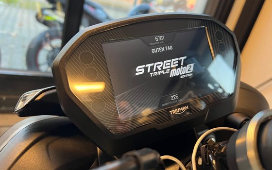 Gebrauchtmotorrad Triumph Street Triple 765 Moto2 Edition - Bild 23