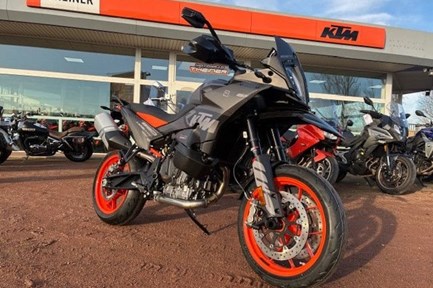 KTM 890 SMT