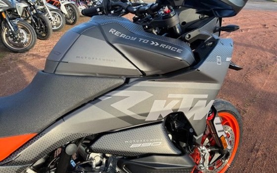 Neufahrzeug KTM 890 SMT - Bild 11