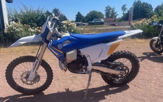 Neufahrzeug Husqvarna TE 300 Heritage - Bild 7